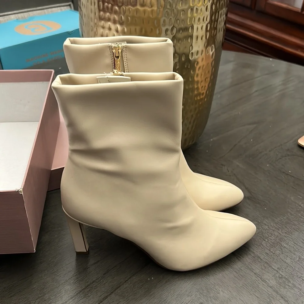 Franco Sarto A-Calliebty Booties - Picture 3 of 14